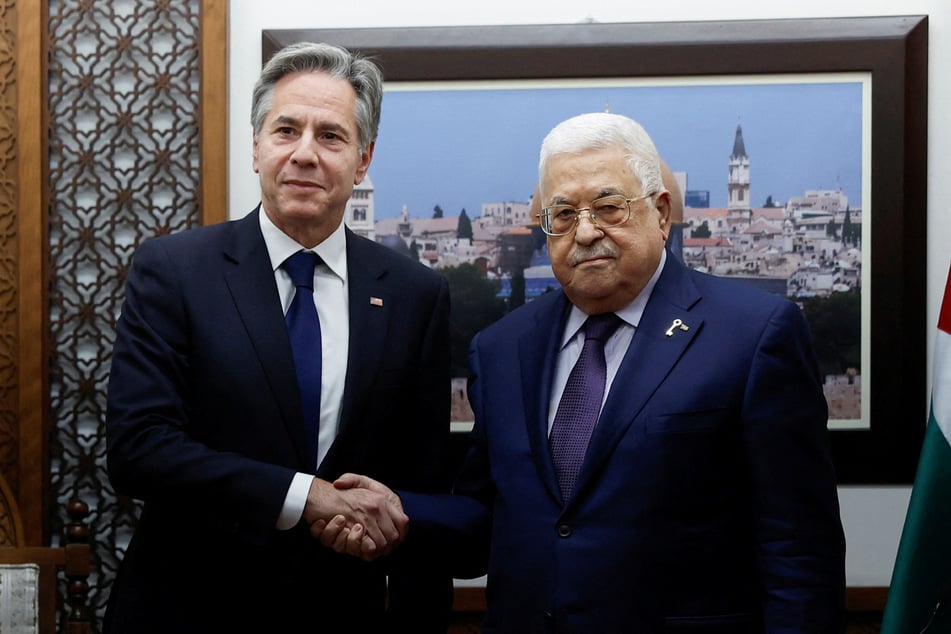 Israel-Gaza war: Blinken visits West Bank amid overwhelming calls for ceasefire