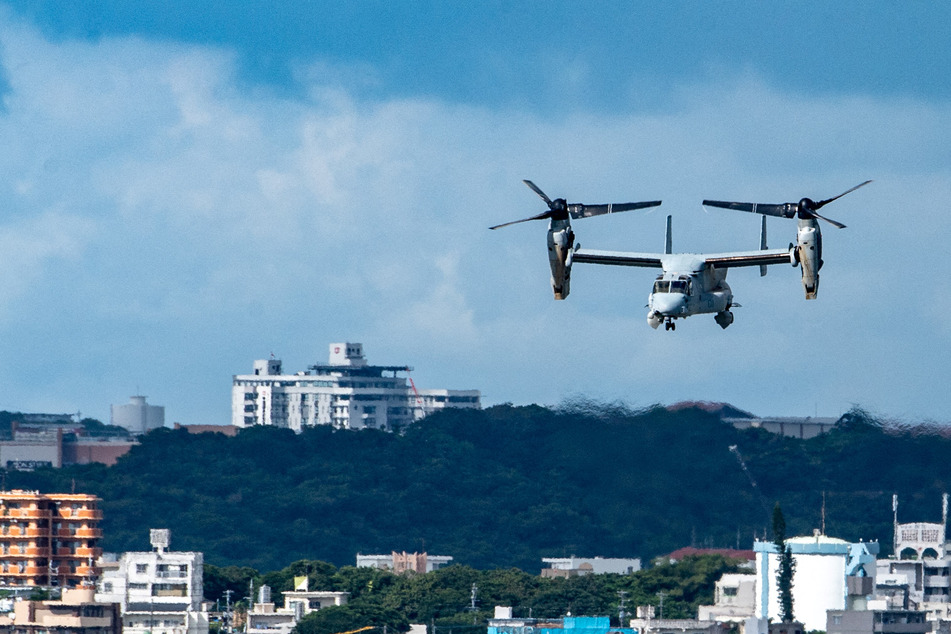 US Osprey aircraft in Japan have been cleared to fly again despite a string of deadly accidents.