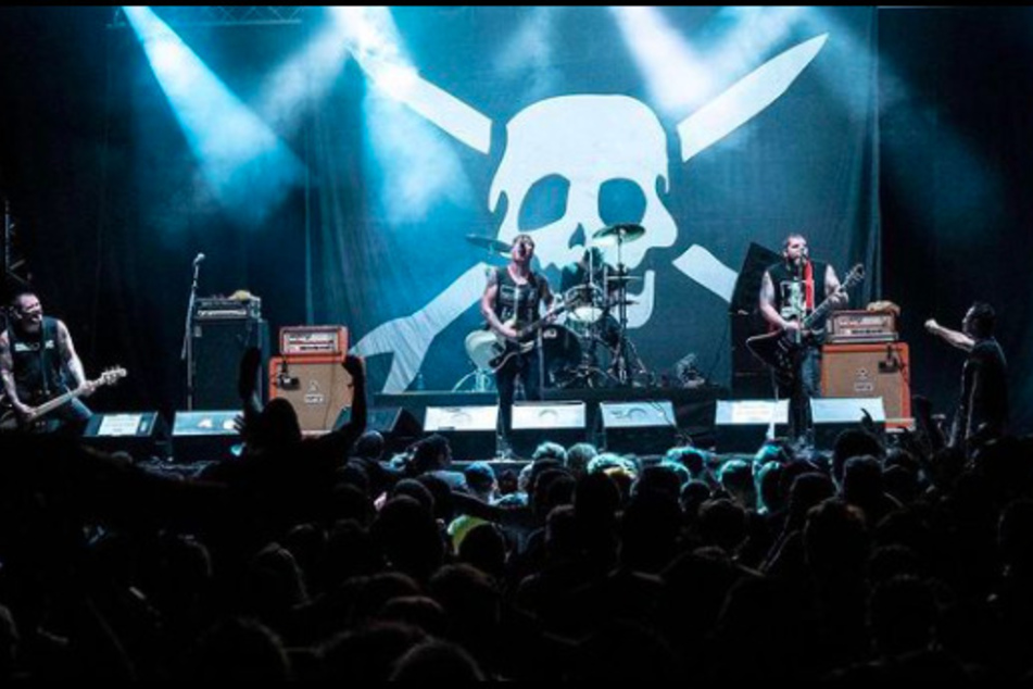 Florida concert charges 55 times more for a ticket if you're not fully vaccinated