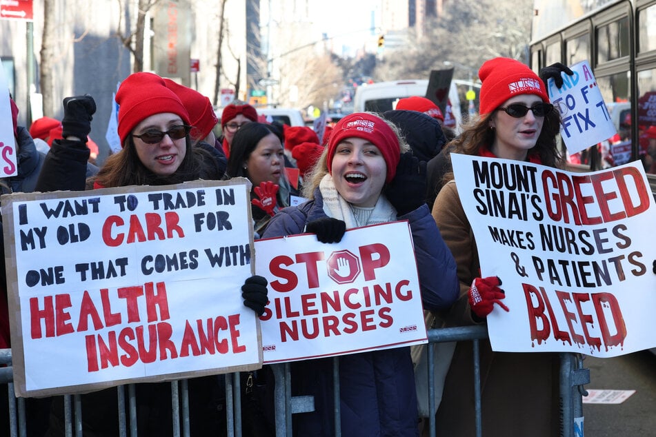 Thousands of New York City nurses stage largest-ever strike over conditions