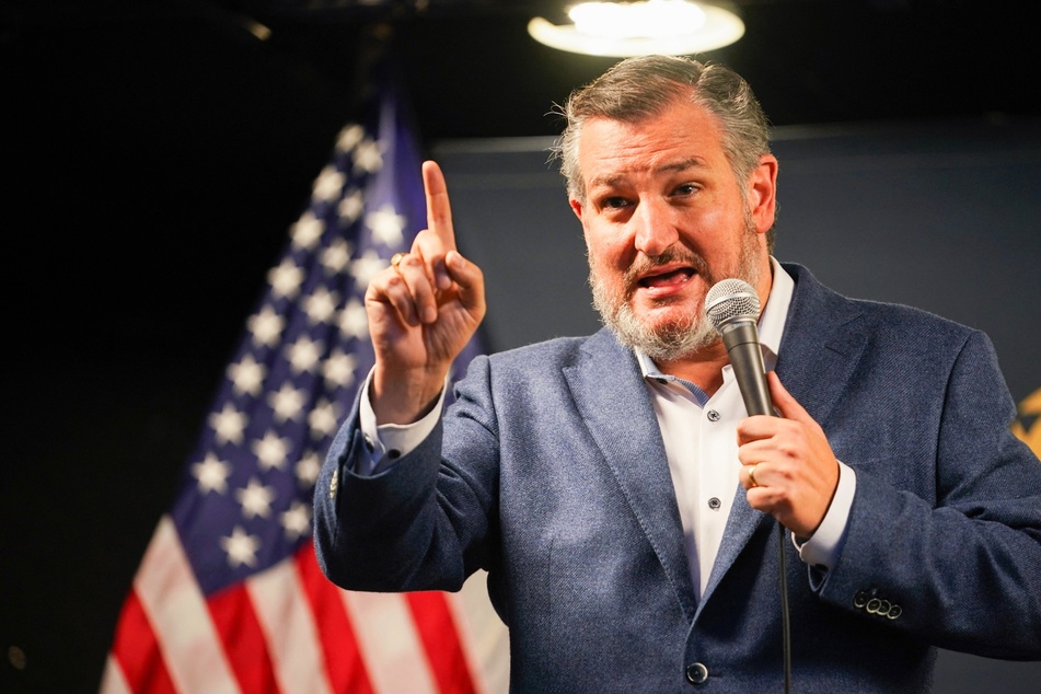 Has Ted Cruz "cursed" Texas sports? Fans sure seem to think so