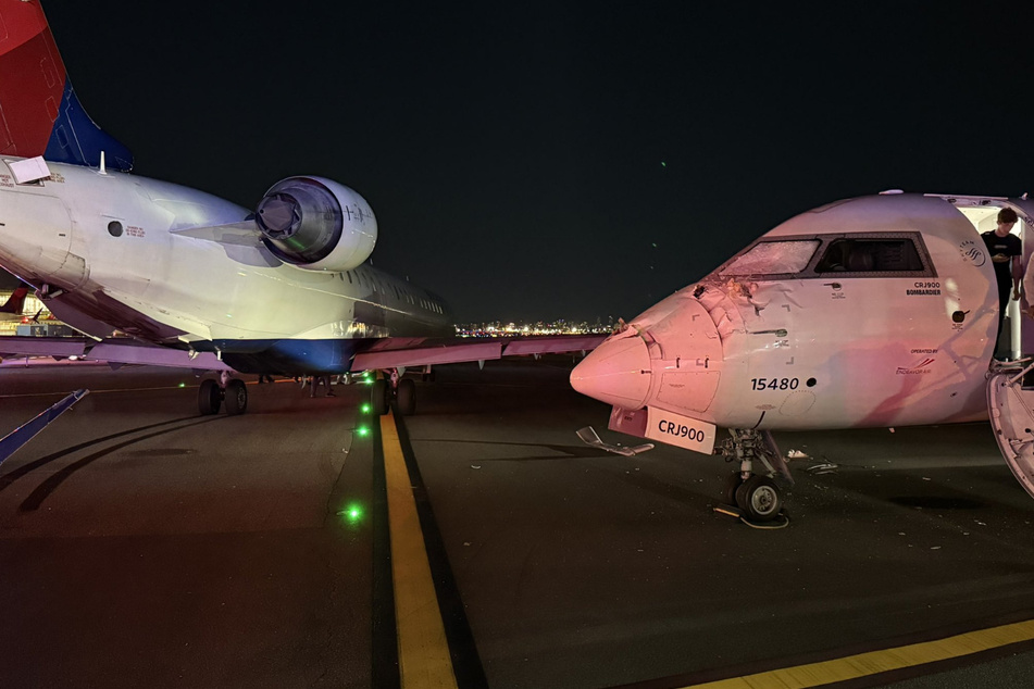 Planes collide on LaGuardia runway as air traffic controllers issue warning over shutdown