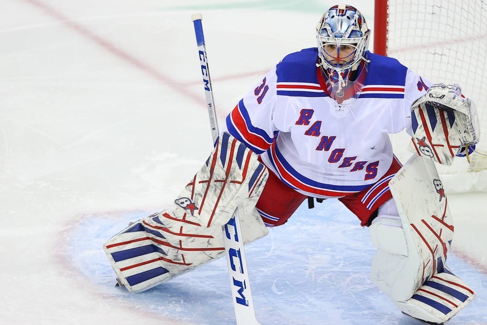 NHL: Rangers goalie gets his first NHL shutout as New York dominates the Devils
