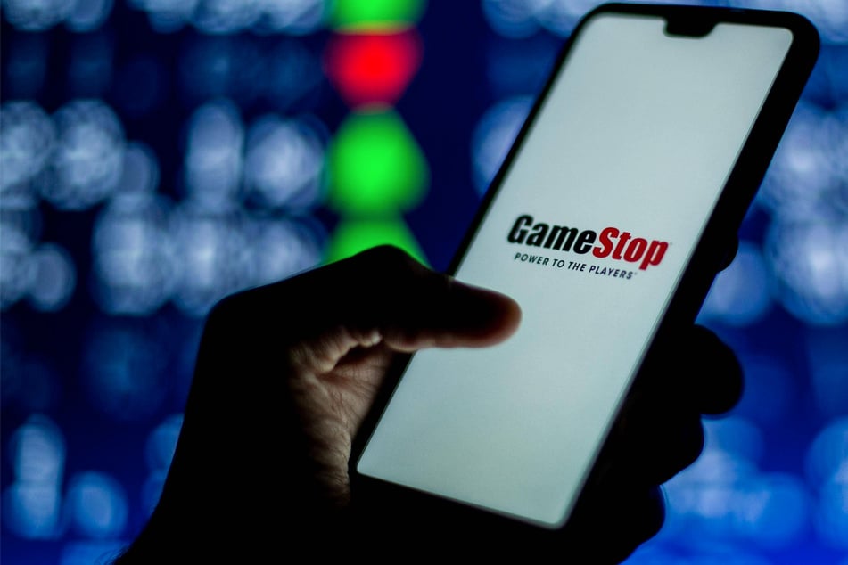 GameStop hearing kicks off in Congress with testimony from Robinhood