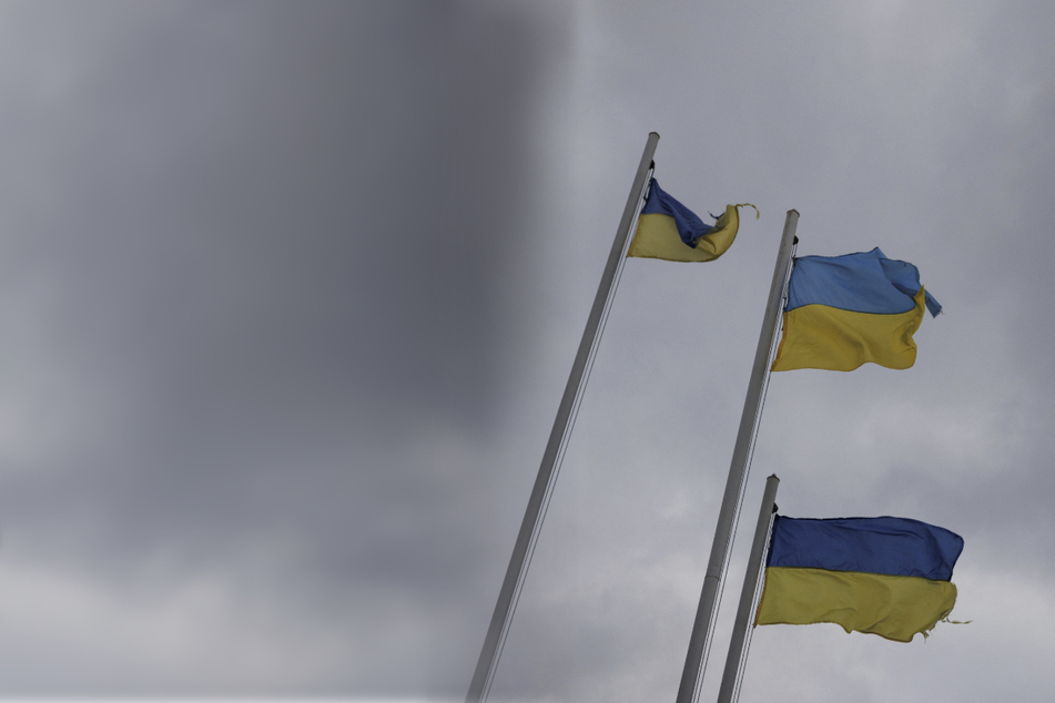 Ukraine war: Pentagon condemns train station attack and warns of upcoming "knife fight"