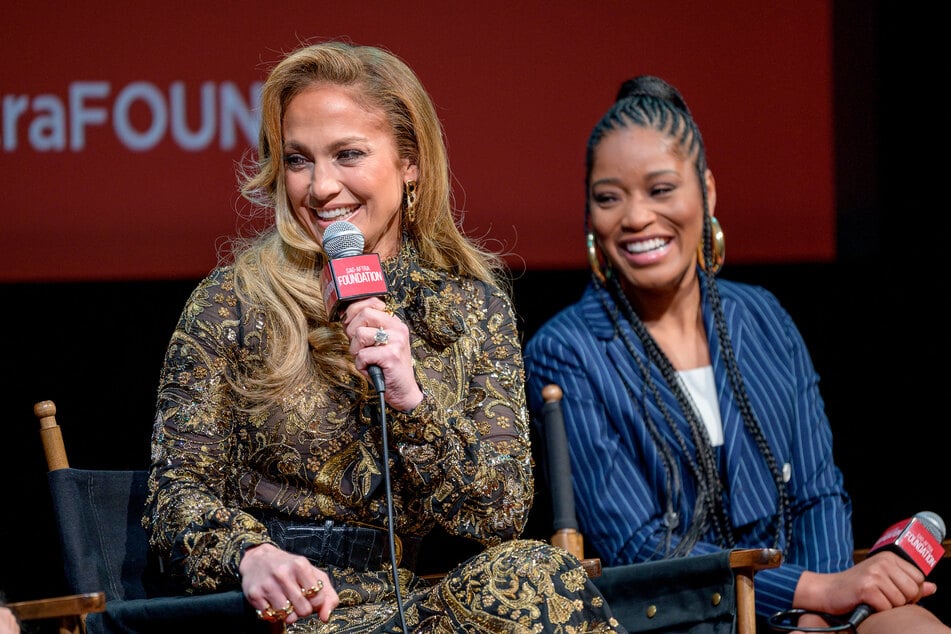 Keke Palmer (r) dished on her bond with Jennifer Lopez and how the singer constantly roots for her to succeed.