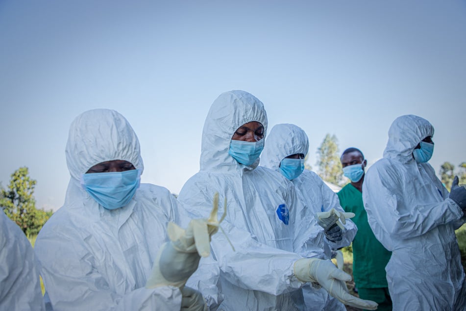 Second Ebola-infected US citizen flown to Germany for treatment