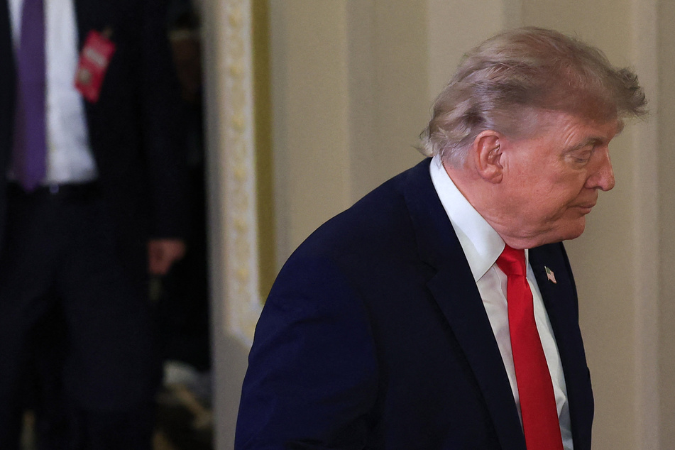Trump refuses to sign bipartisan housing bill until Congress approves his controversial voting act