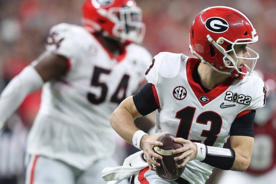 Bulldogs quarterback Stetson Bennett threw two touchdowns against the Crimson Tide on Monday night.