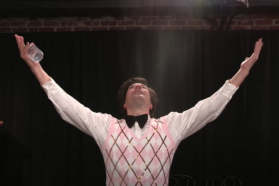 Jimmy Fallon parodied Harry Style's latest music video.