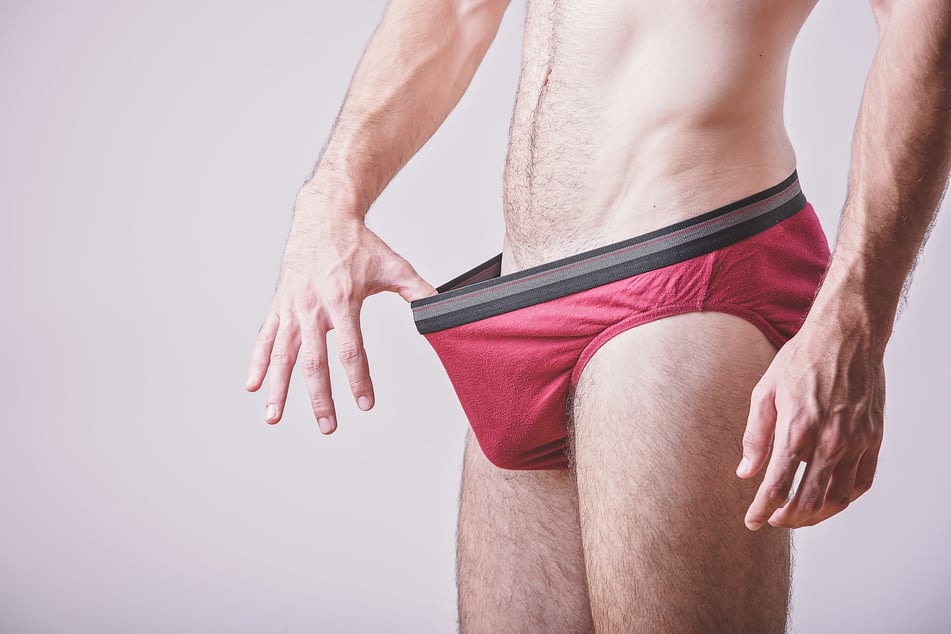 Is it long enough? This penis question is apparently asked very often, especially by religious men (stock image).