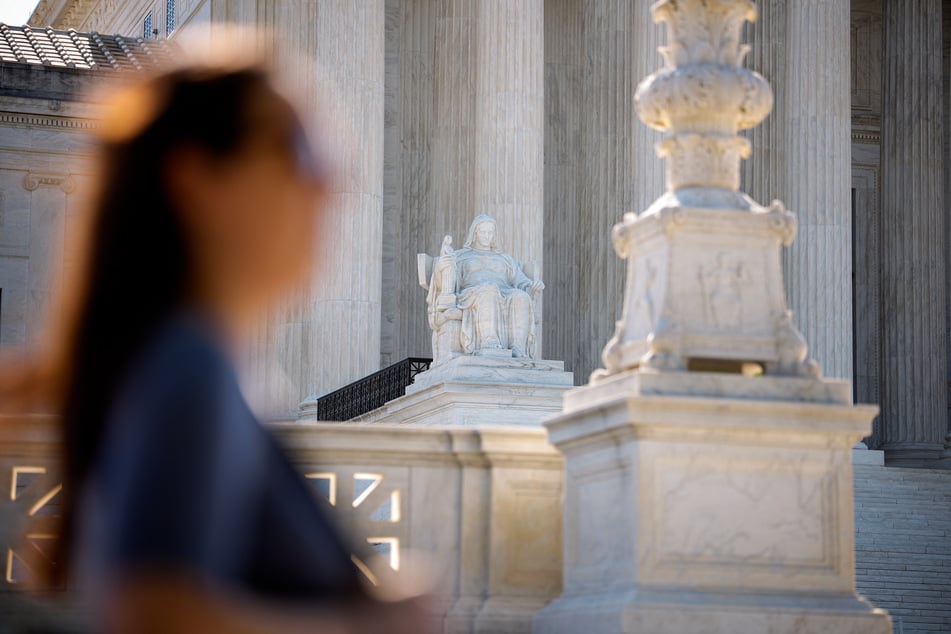 The Supreme Court on Monday paved the way for the Republicans to redraw Louisiana's congressional maps ahead of the midterms.