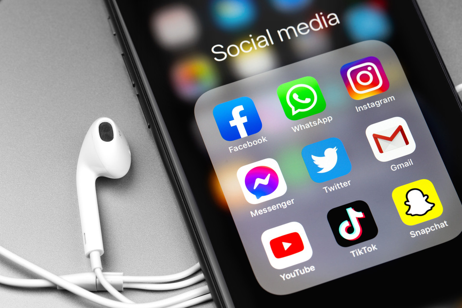 The Florida bill aims to limit "mass manipulation of our children" by social media companies, the Senate sponsor says.