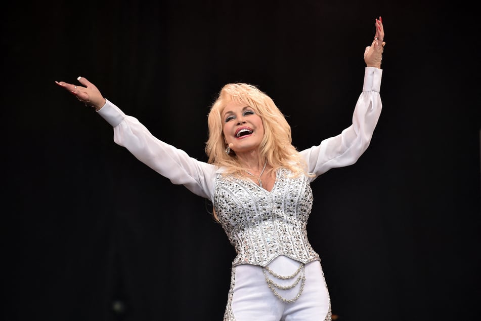 Country music legend Dolly Parton performs on the Pyramid Stage, on the final day of the Glastonbury Festival on June 29, 2014.