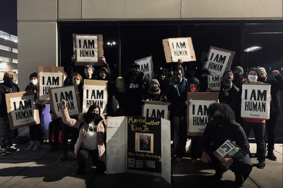 New York Amazon employees successfully vote to unionize!