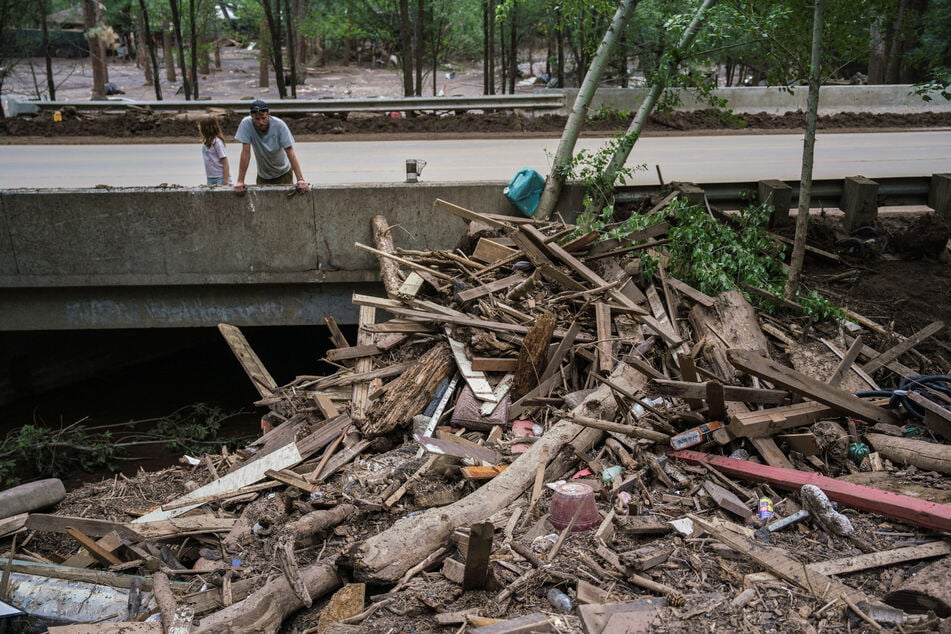 With the death toll in the Texas flash floods continuing to rise, at least three people were killed after flooding struck Ruidoso, New Mexico.