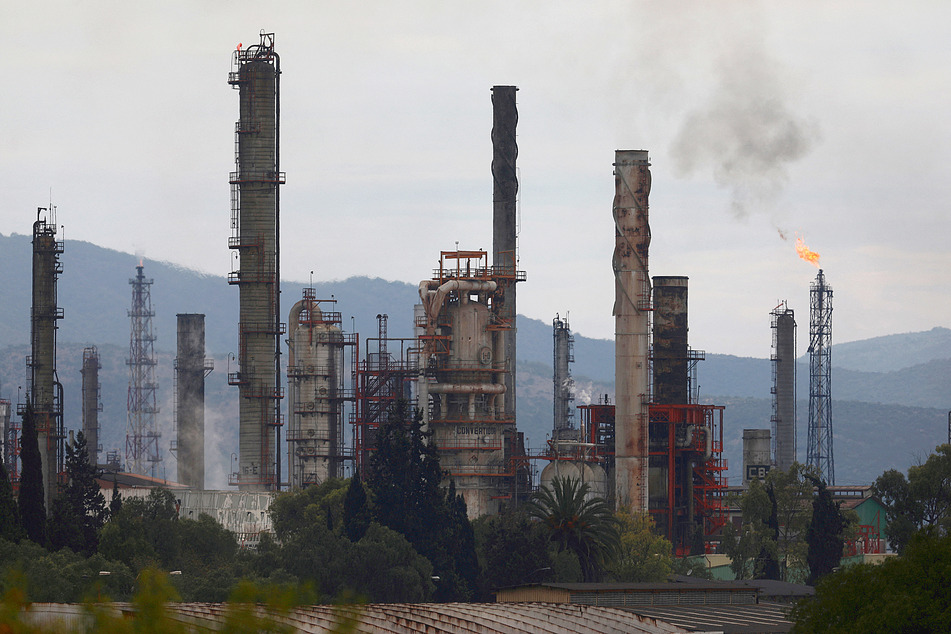 Fossil fuel industry rakes in whopping billions per day in pure profit