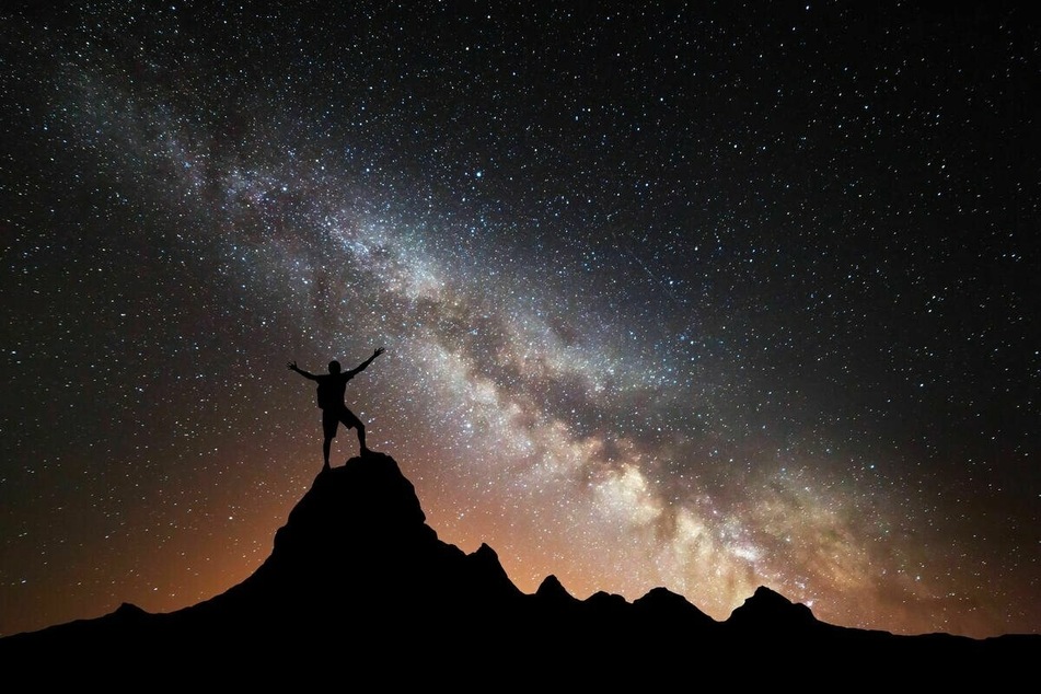 Today's horoscope: Free daily horoscope for Sunday, October 12, 2025