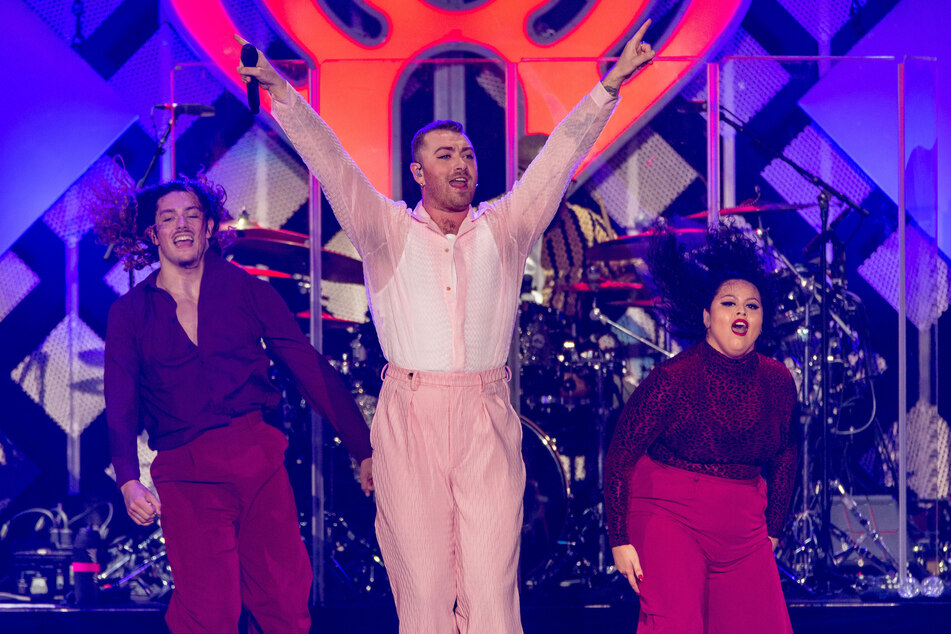 Sam Smith wins big at GLAAD Media Awards!
