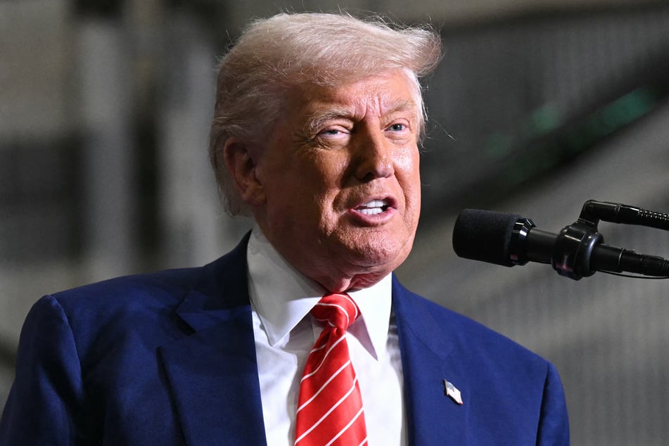 A group of small businesses that won a court ruling blocking most of President Donald Trump's global tariffs urged Monday for the duties to be halted.