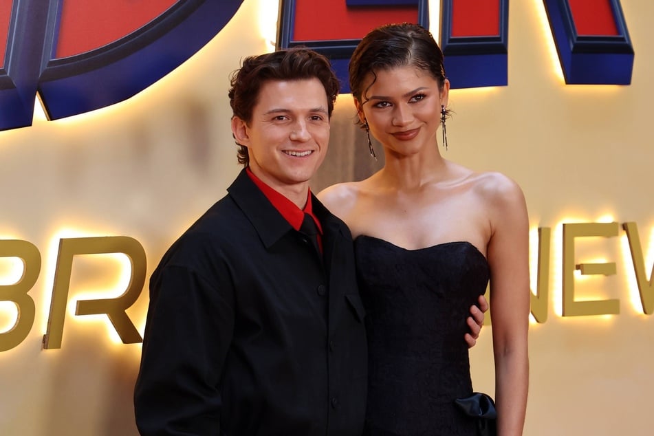 Zendaya and Tom Holland (l.) were captured heading to a gallery in LA after attending the 2026 Emmys together. Rumors are swirling that the couple may have a second wedding!