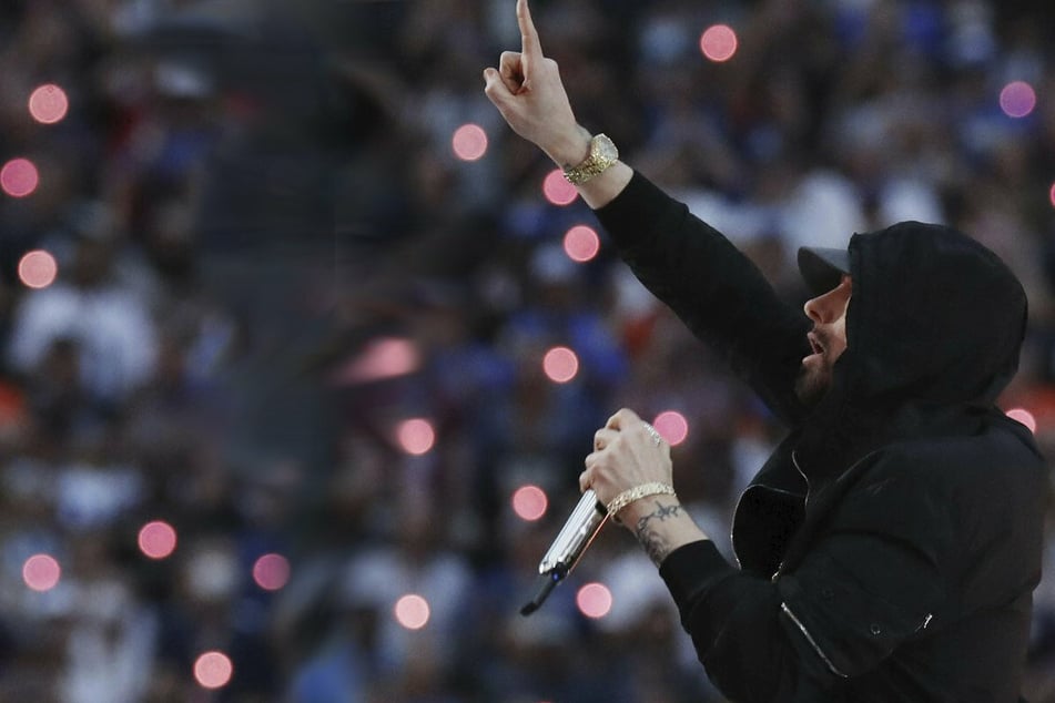 Eminem awarded for being a rap god with record breaking RIAA nominations