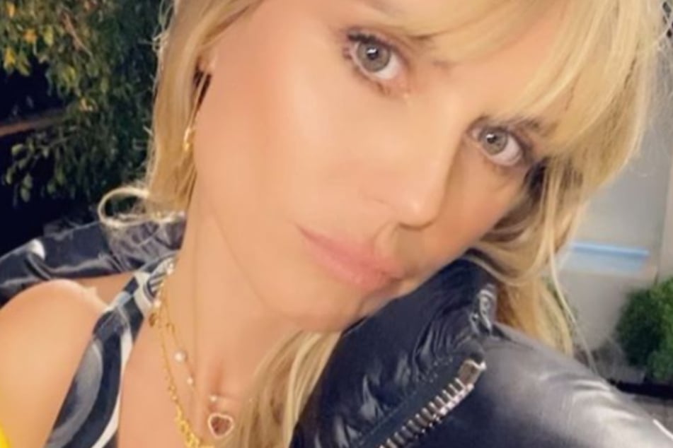 Heidi Klum spotted going into Berlin sex shop with mother