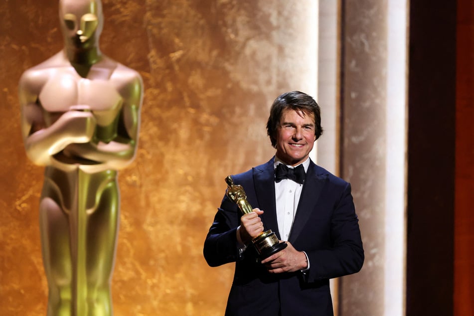 Tom Cruise receives honorary Oscar for legendary acting career