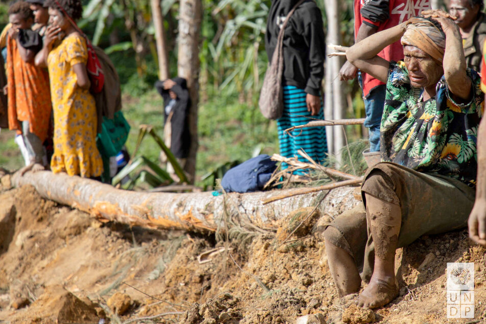 Around 2,000 people are feared buried in a landslide that ravaged Enga Province, Papua New Guinea.