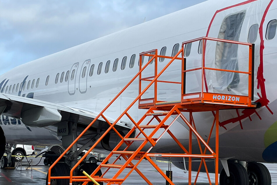 Hundreds of flights canceled as Boeing planes are grounded after accident