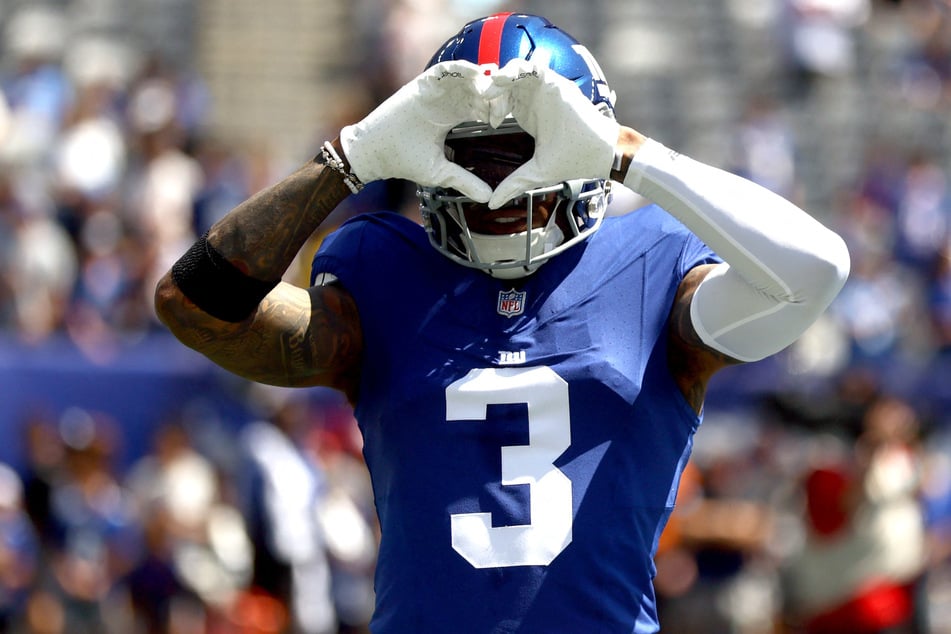 Odell Beckham Jr. #3 of the New York Giants gestures to fans before a preseason game at MetLife Stadium on August 15. The wide receiver is now heading to Minnesota after his brief stint with the Big Blue.