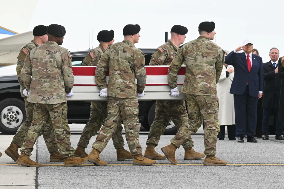 US military says 7th soldier has died in Iran war combat
