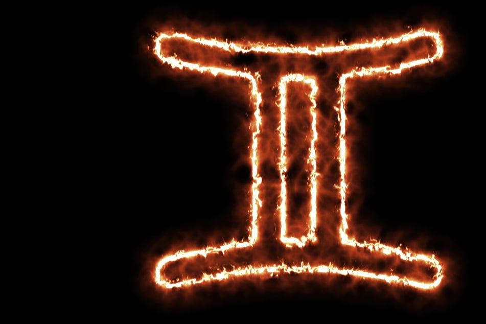 Free Gemini monthly horoscope for December 2024
