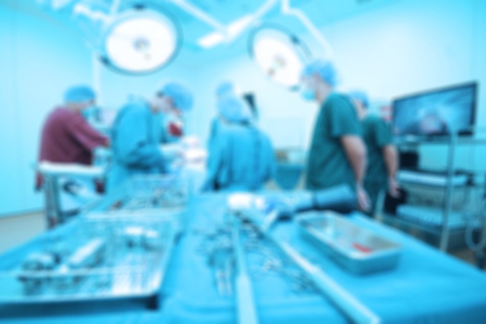 Simon O'Brien's kidney was removed in a complex operation that likely saved his life (stock image).