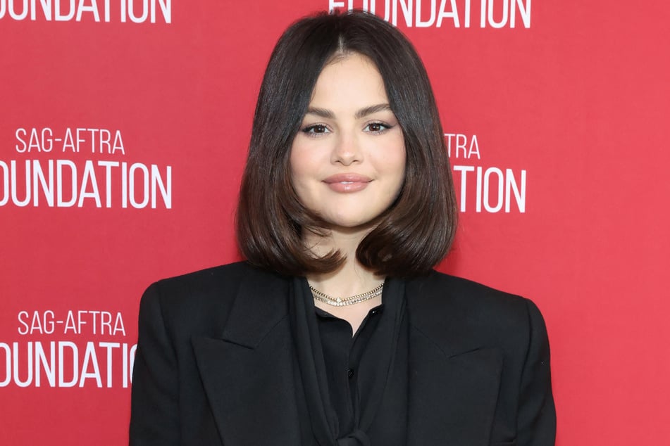 Selena Gomez was caught off-guard with a surprise question about her boyfriend during a recent late-night appearance.