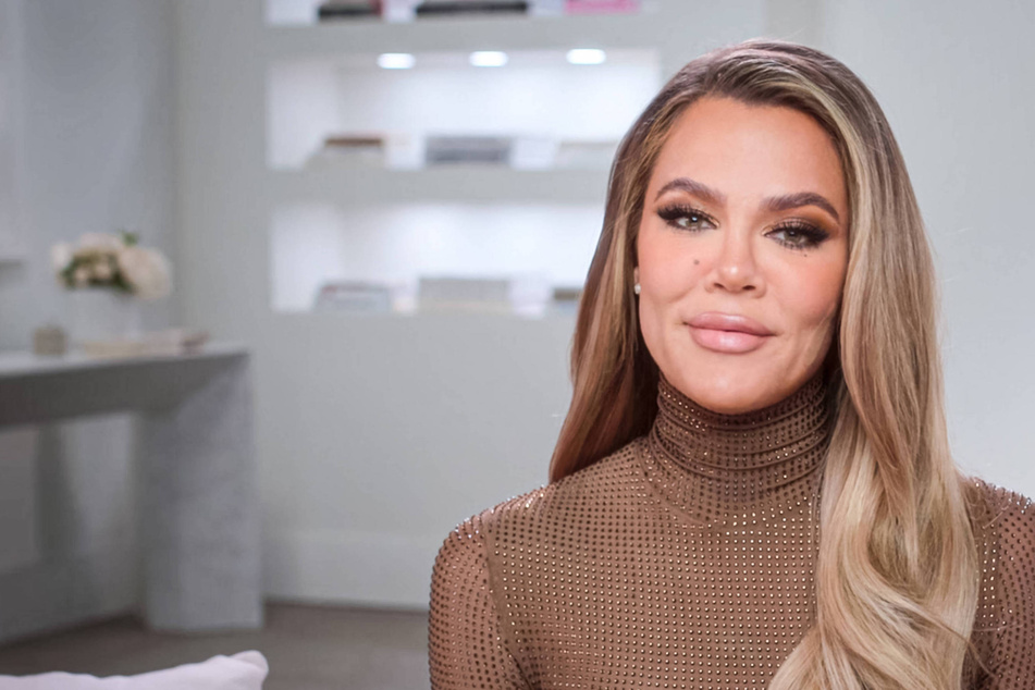 Khloé Kardashian slams sister Kim Kardashian's therapy advice: "I just don’t think I'm struggling"