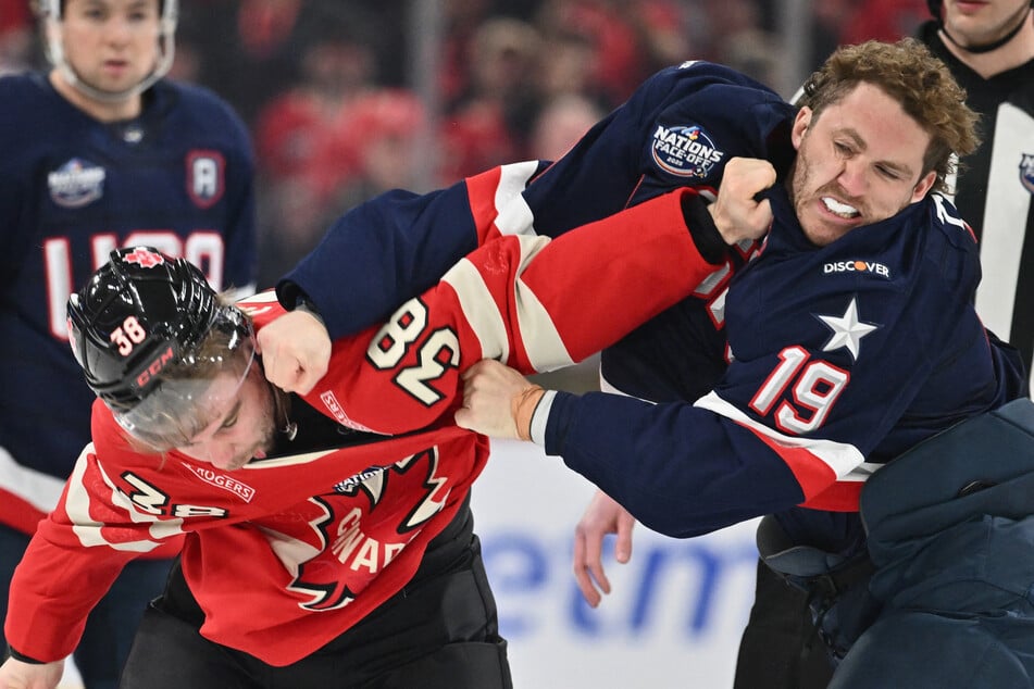 In the first US-Canada clash, there were three fights between players in the first nine seconds, an emotionally charged opening that many linked to the ugly politics.