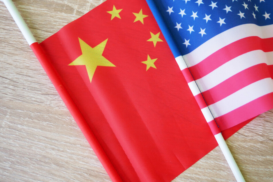 China vows to "fight to the end" against Trump as trade war heats up again