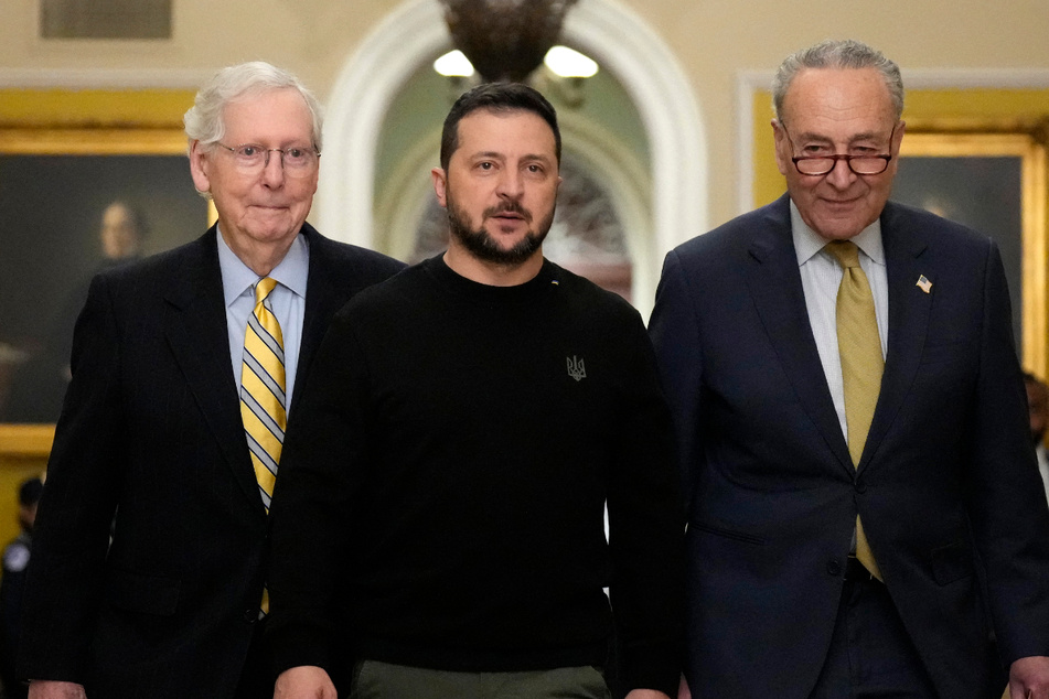 Ukraine war: Zelensky's last-ditch plea for US aid falters amid partisan divide