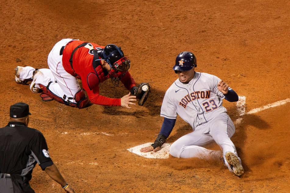 MLB: Astros tie up series with monster road win over the Red Sox