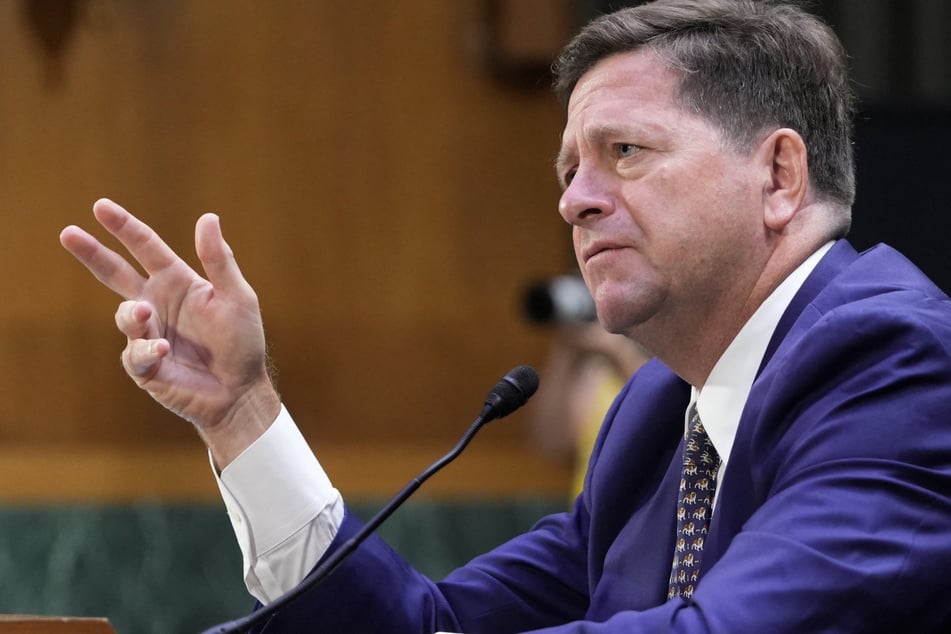 Jay Clayton has officially been confirmed by the Senate as the new Director of National Intelligence.