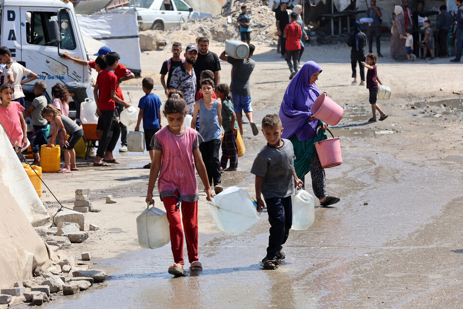 Gaza's deadly water shortages compound dire hunger and displacement crises