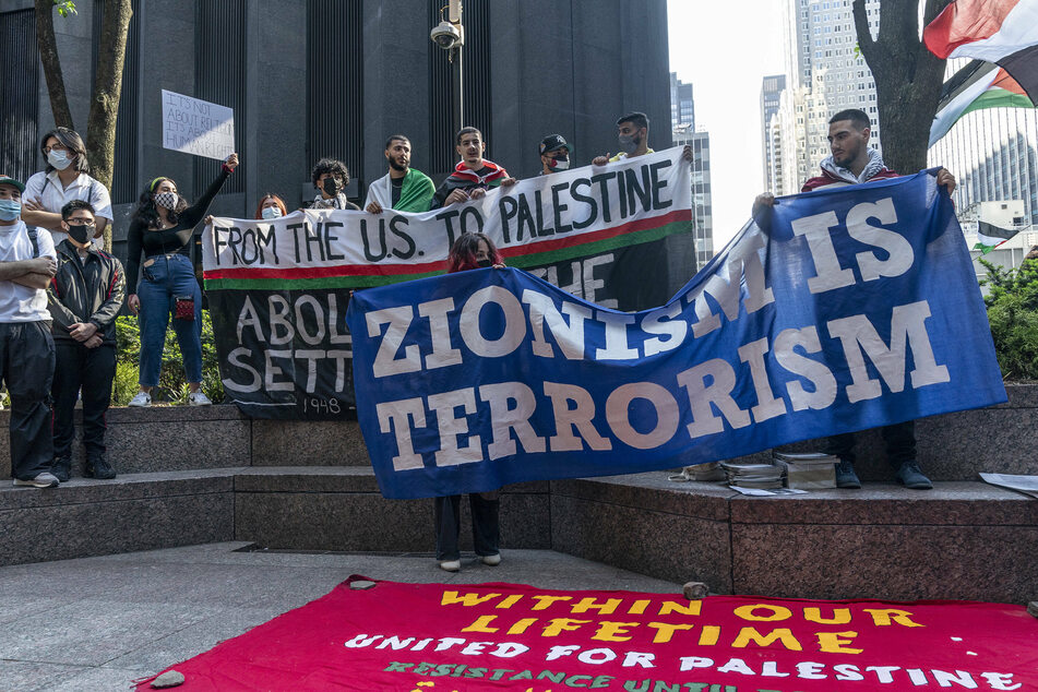Report says Facebook's hate speech policy secretly censors Palestinian voices