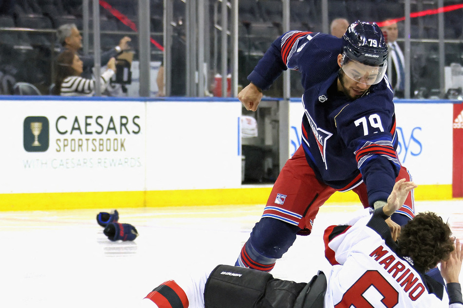 Wild NHL brawl leads to multiple ejections in Rangers-Devils game