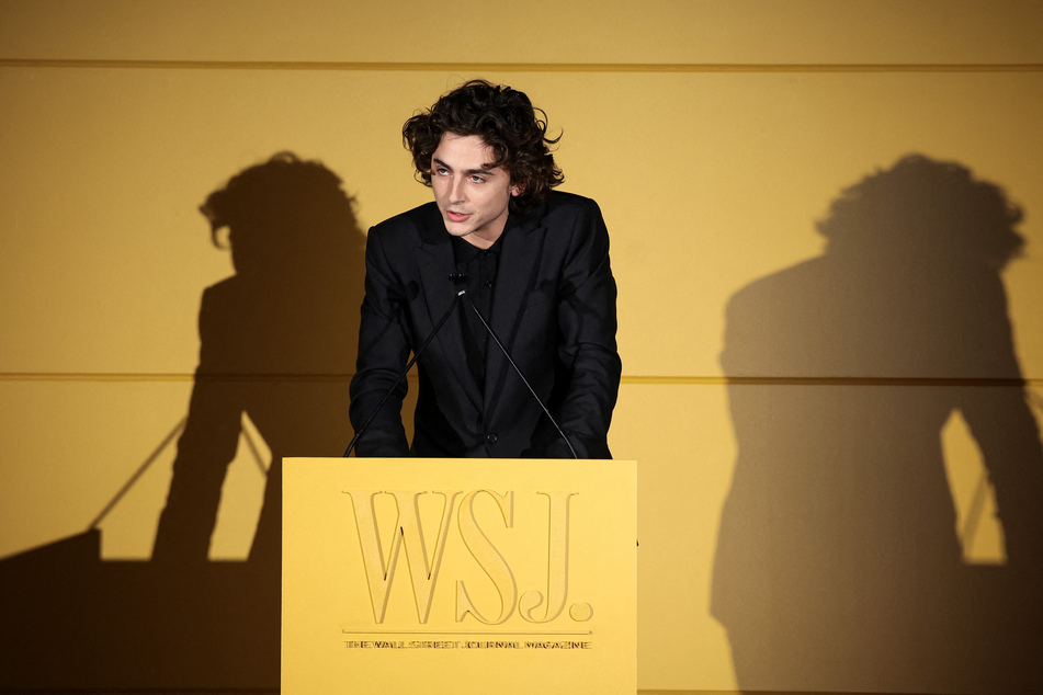 Timothée Chalamet's joke about the ongoing Israel-Gaza war was severely slammed by SNL viewers.