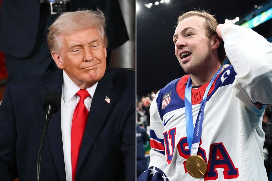 US Olympic men's ice hockey player Charlie McAvoy (r.) apologized for his team after they laughed at President Trump's joke mocking the women's team.