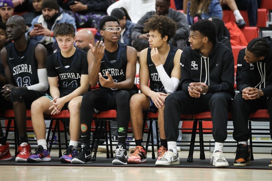 If Bryce James (third from l.) transfers to Notre Dame for basketball, he will be placed alongside a more talented group of hoopers.