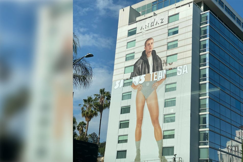 Justin Bieber accidentally becomes a model for Kim Kardashian's SKIMs underwear!