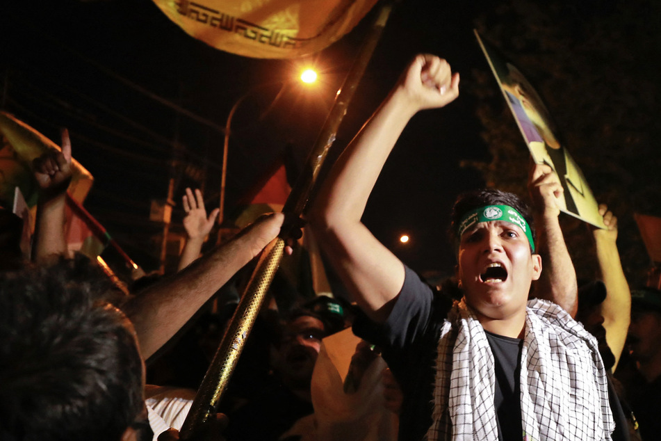 US embassy in Baghdad attacked with rockets