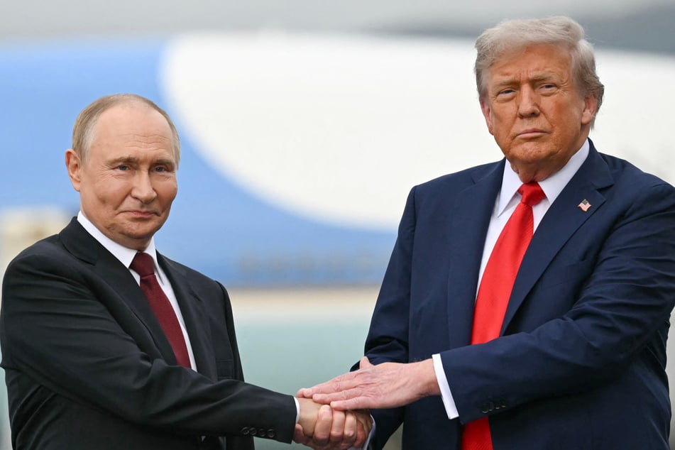 Trump-Putin summit sees alarming flood of misinformation on social media